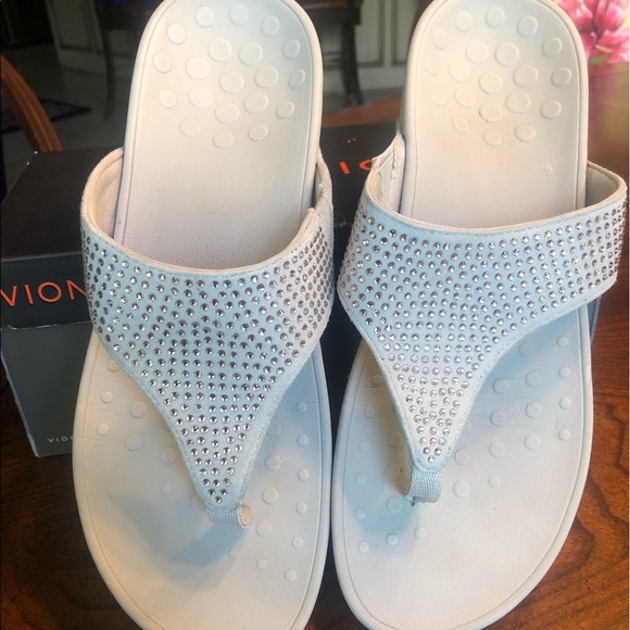 Vionic Shoes - Vionic sandals, size 10